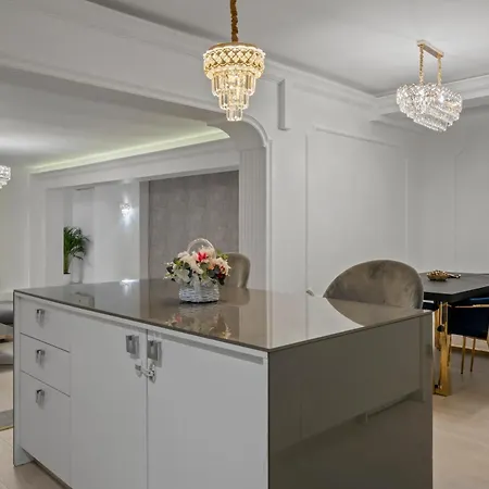 Herastrau Grand - 2 Or 3 Bedroom Apartment Bucharest