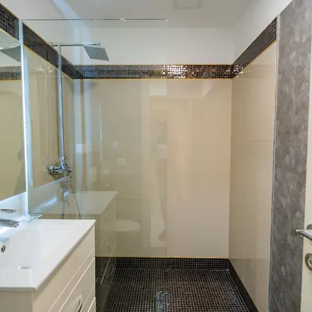 Apartament Herastrau Grand - 2 Bedroom *