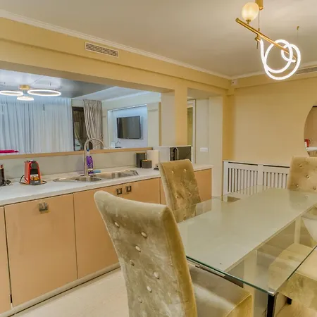 Herastrau Grand - 2 Or 3 Bedroom Apartment Bucharest