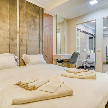 Apartment Herastrau Grand - 2 Or 3 Bedroom Bucharest