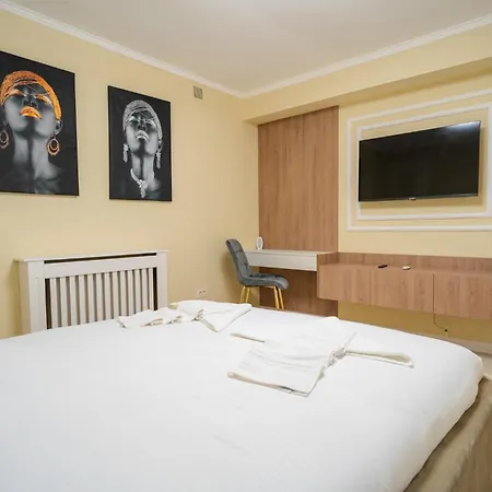 Herastrau Grand - 2 Or 3 Bedroom Bucharest