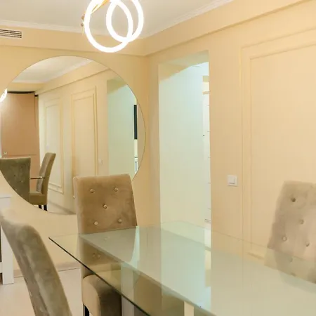 Herastrau Grand - 2 Or 3 Bedroom